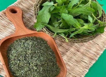 سبزی خشک خانگی + قیمت خرید، کاربرد، مصارف و خواص